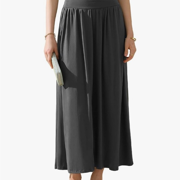 Dresses & Skirts - Classy Gray Maxi Skirt